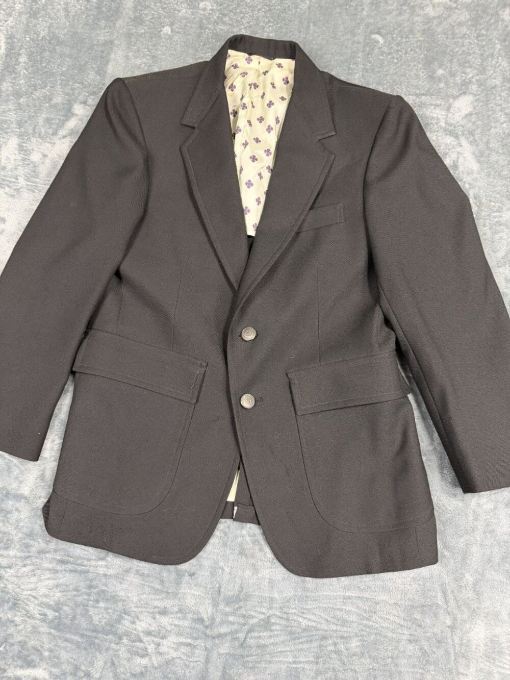The Mens Shop Black Two-Button Blazer With Floral Lining Mens Size 38